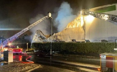 Leroy Merlin angers flammes