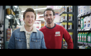 Bricomarché cherche 1000 salariés et le dit à la TV (vidéo)